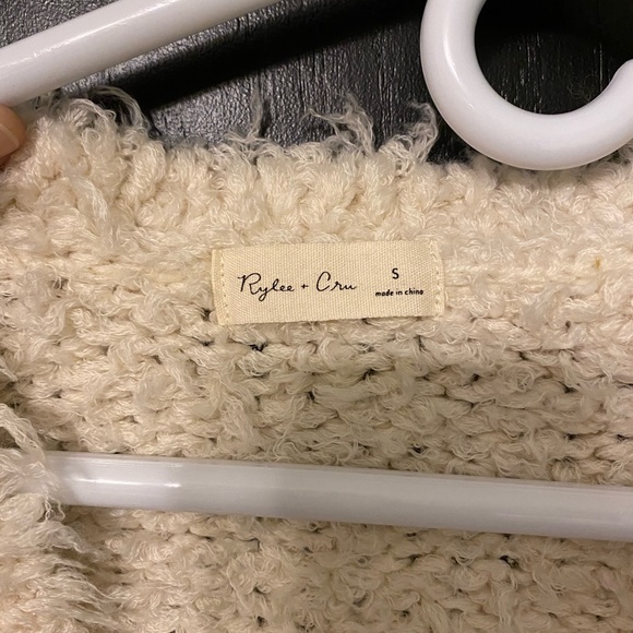 Rylee & cru sweater - Picture 3 of 3
